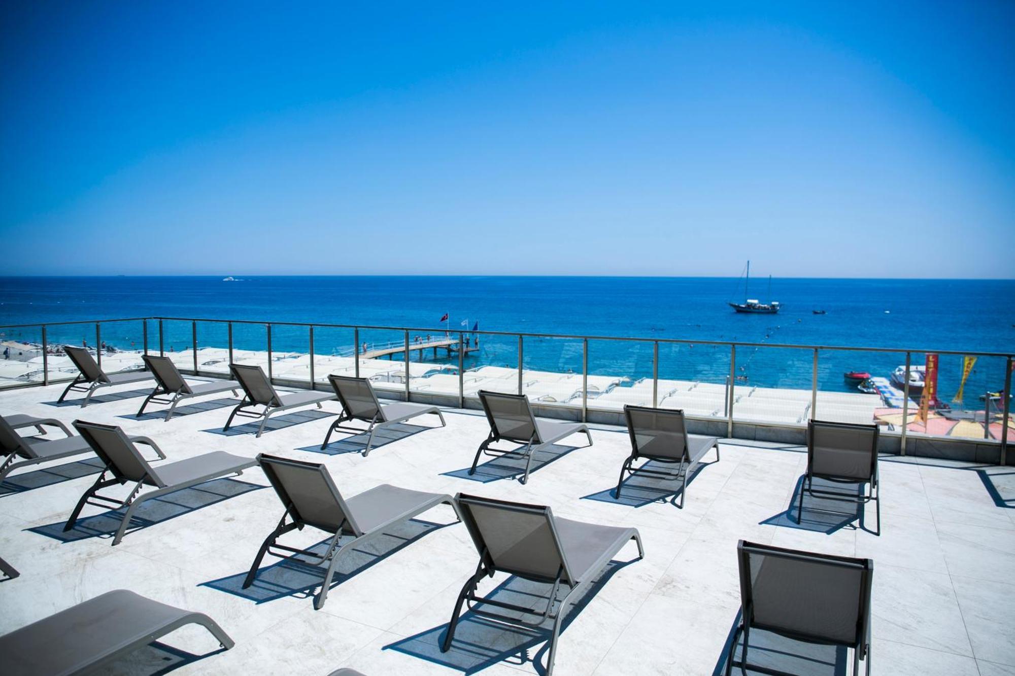 Sailor'S Beach Club 케메르 외부 사진
